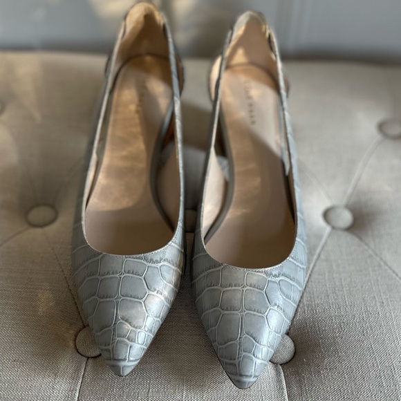 NWOT Cole Haan Grey Low Stacked Heels - Picture 3 of 15